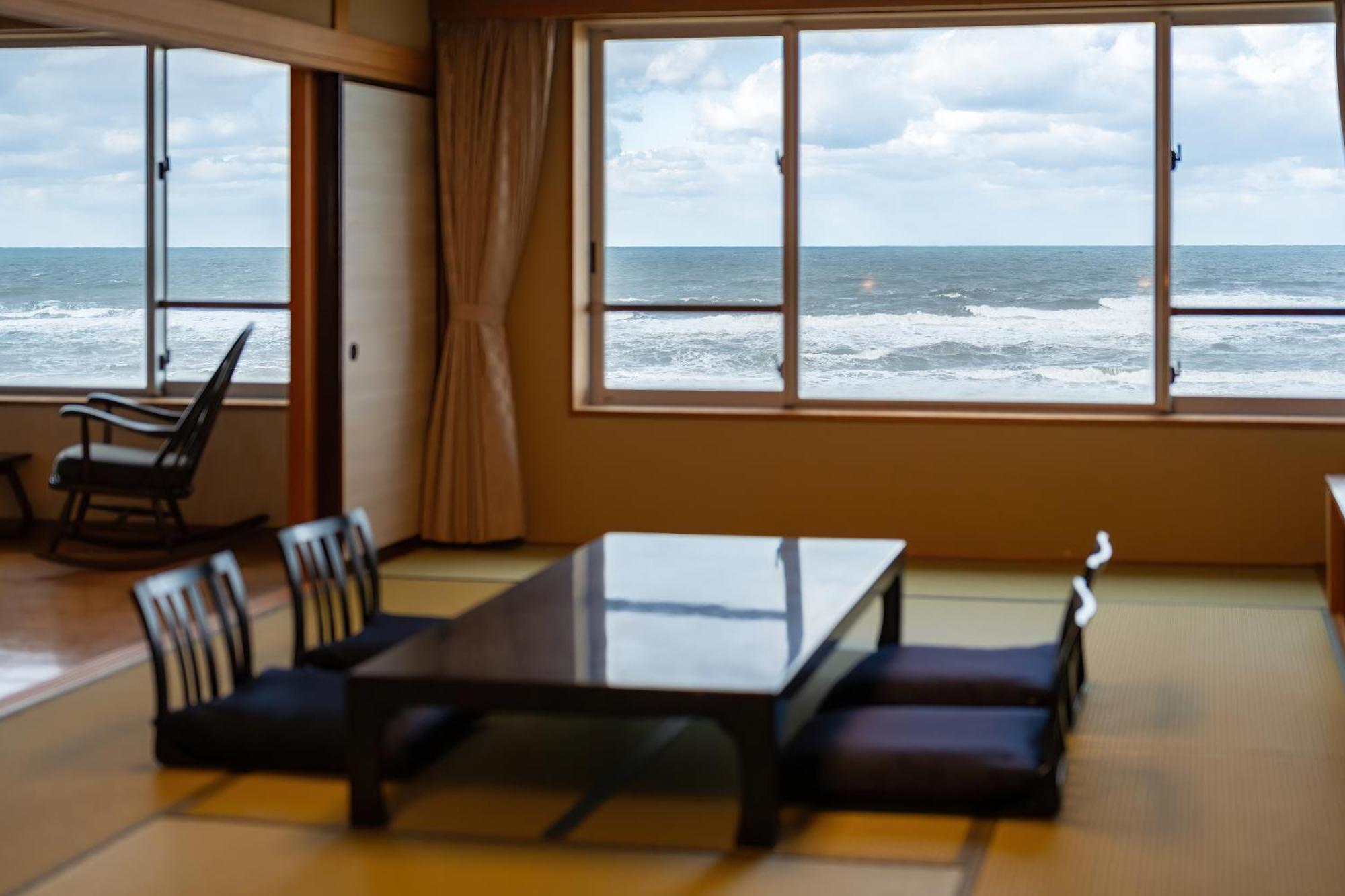 Ikkyu -Seaside Hotel- Tsuruoka Exterior photo